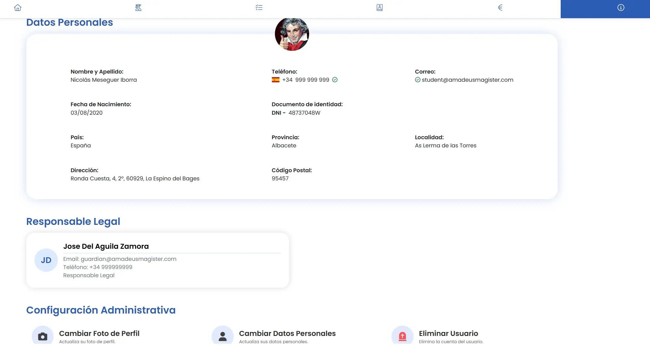 Panel de gestión de admisiones en Amadeus con listado de solicitudes y estados