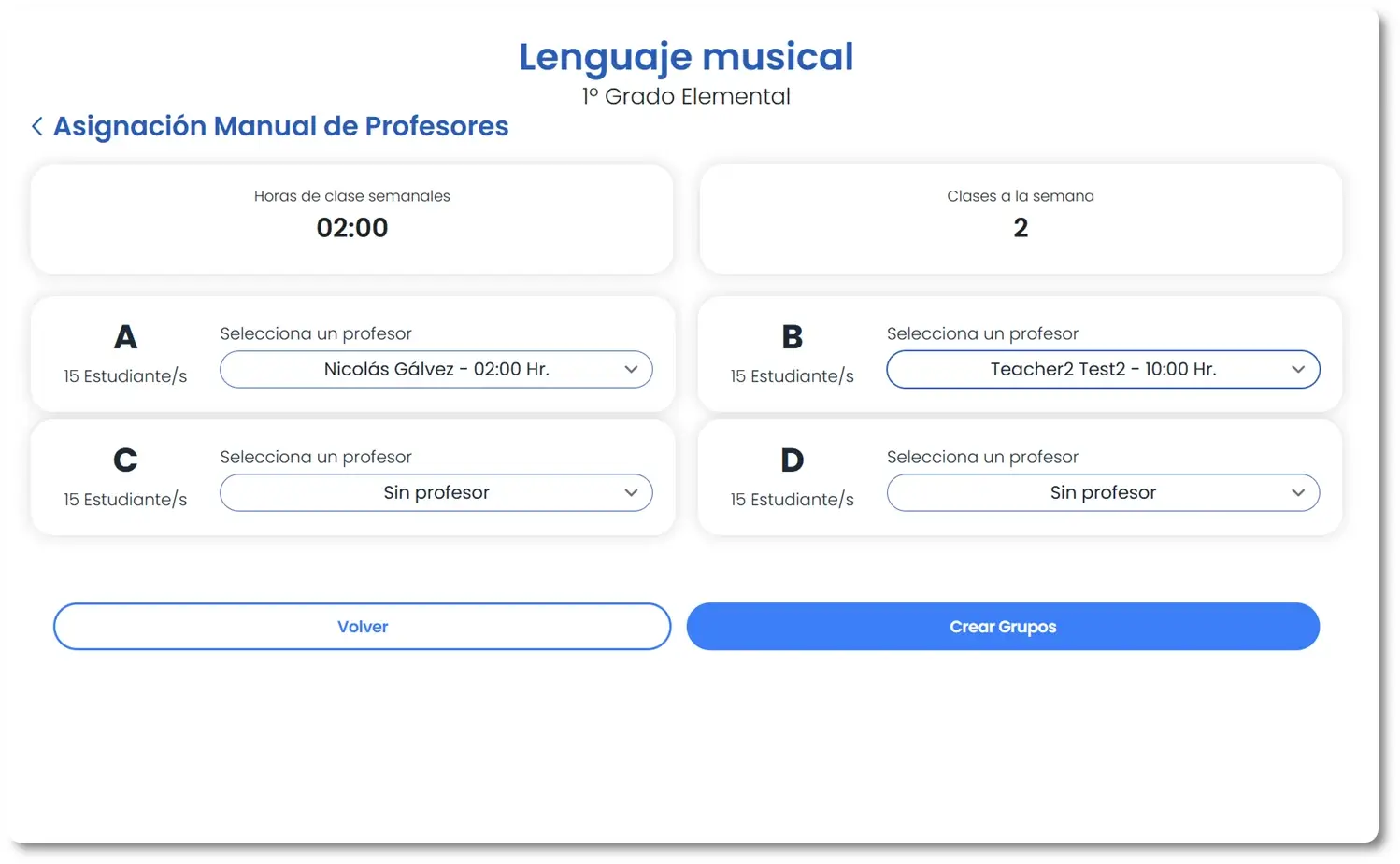 Panel de creación de grupos en Amadeus con asignación de alumnos por asignatura