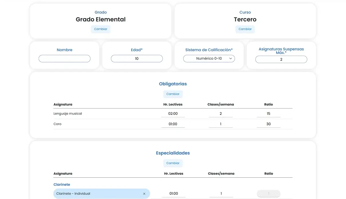 Configuración de la estructura de un plan de estudios en Amadeus con especialidades y asignaturas